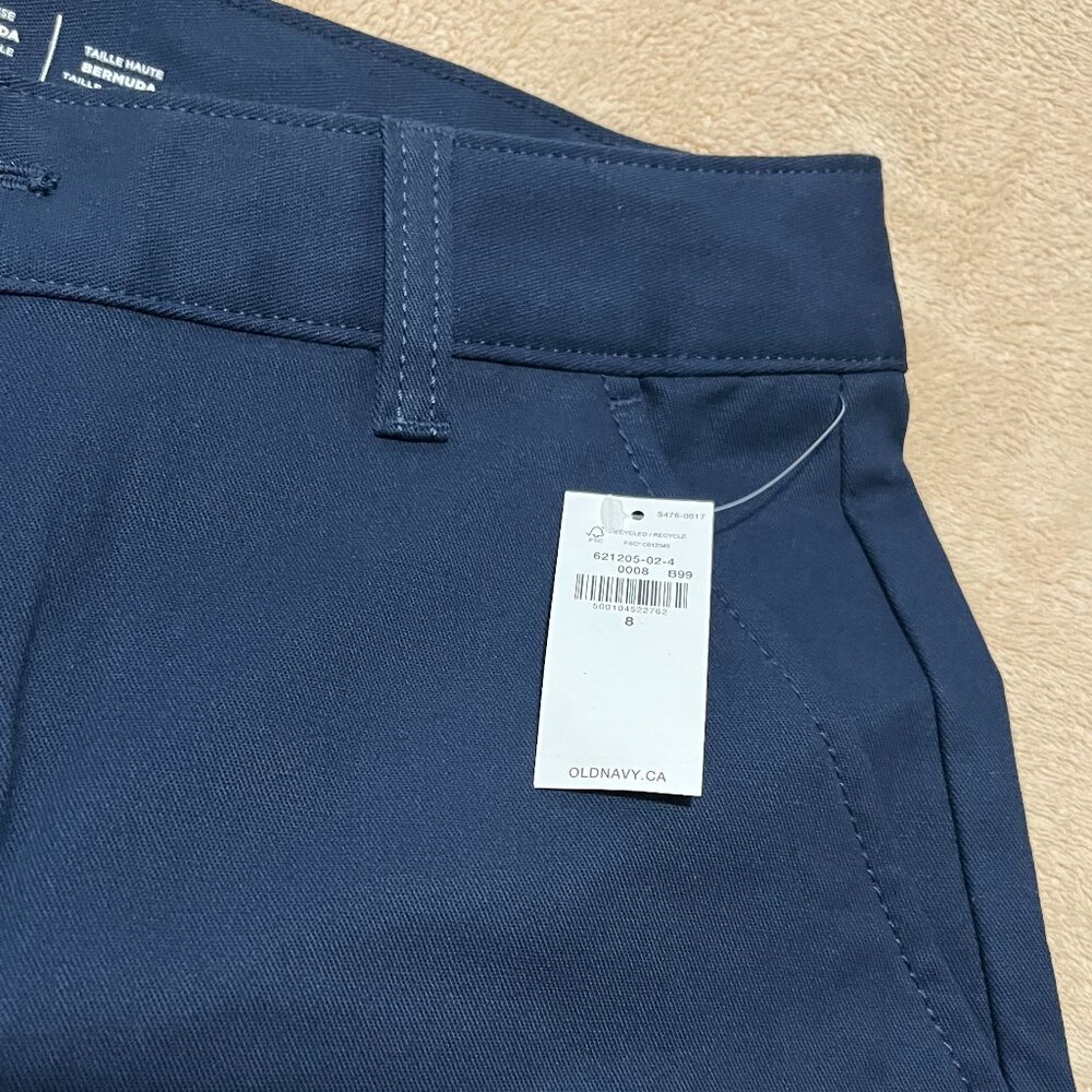 High-Waisted Bermuda Short 7" Inseam - Picture 5 of 6